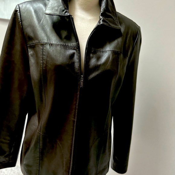 Ladies leather jacket - Picture 1 of 4
